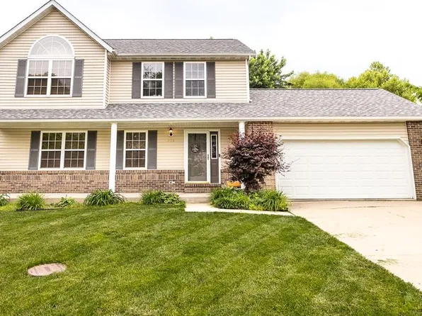 953 Benjamin Dr, O Fallon, IL 62269