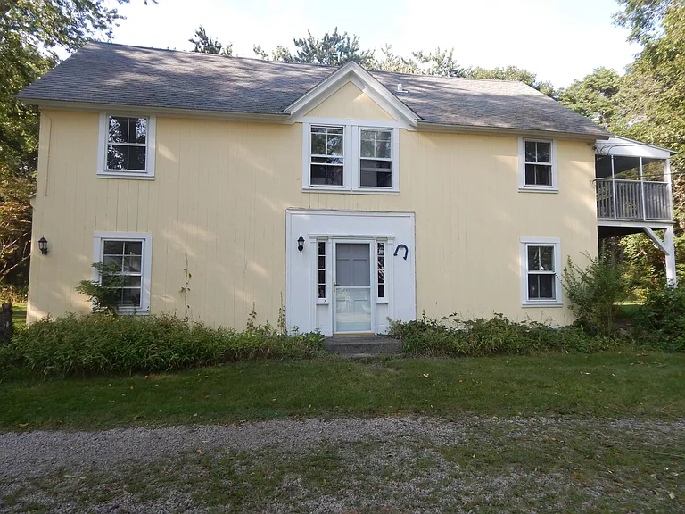 30 Old Shore Rd — Photo 1