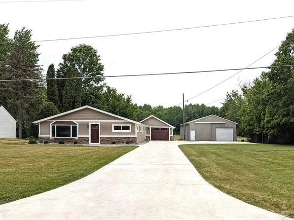 3236 E Moore Rd, Saginaw, MI 48601