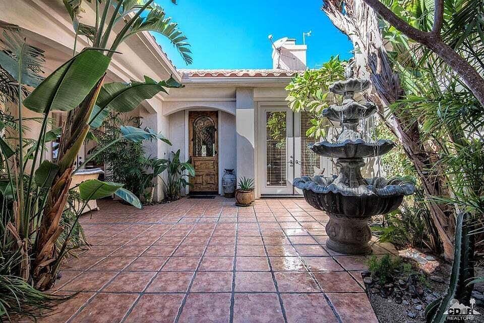 1st image of 8491 Clubhouse Blvd