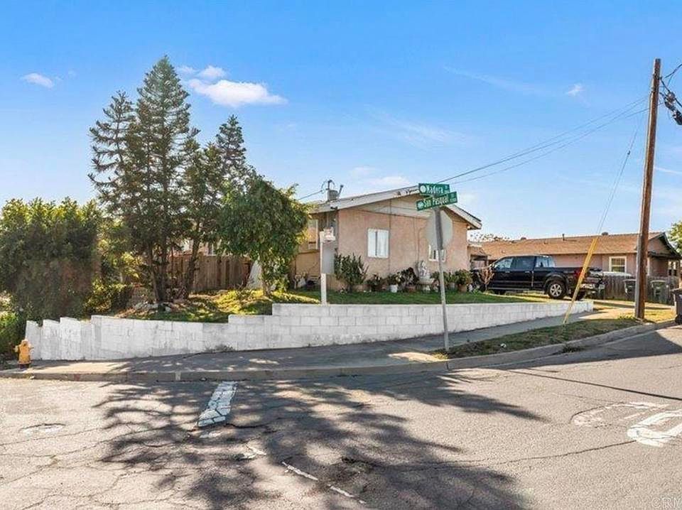 1st image of 2049 Madera St