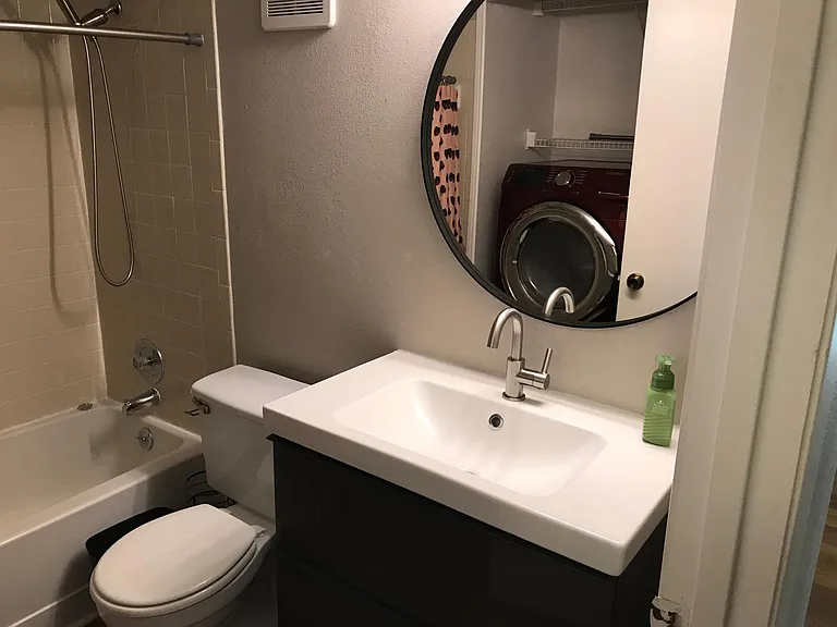 1015 E Yager Ln #87 — Photo 9