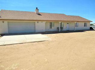 7988 Amestoy Rd, Oak Hills, CA 92344