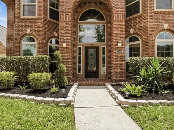 2405 Barton Shores Dr, Pearland, TX 77584