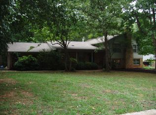8282 Dawn Dr, Jonesboro, GA 30236