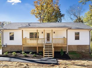 117 Walk In The Trees Dr, New Market, TN 37820