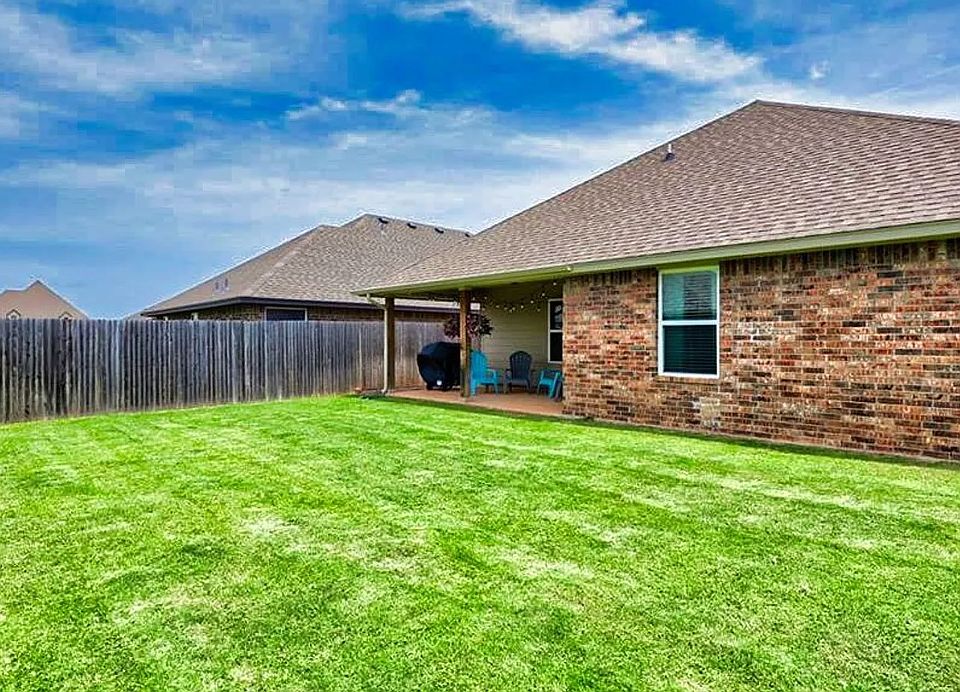 2nd image of 17609 Red Tailed Hawk Way #1