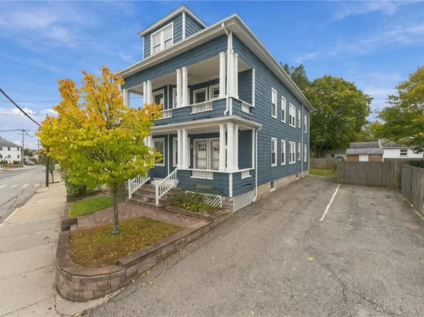 580 Admiral St, Providence, RI 02908