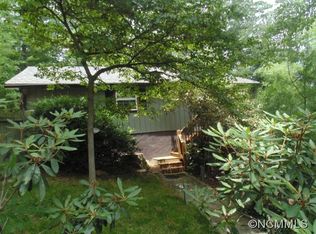 1832 Upper Ridgewood Blvd, Hendersonville, NC 28791