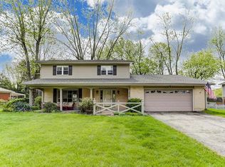 1014 Regent Park Dr, Centerville, OH 45429