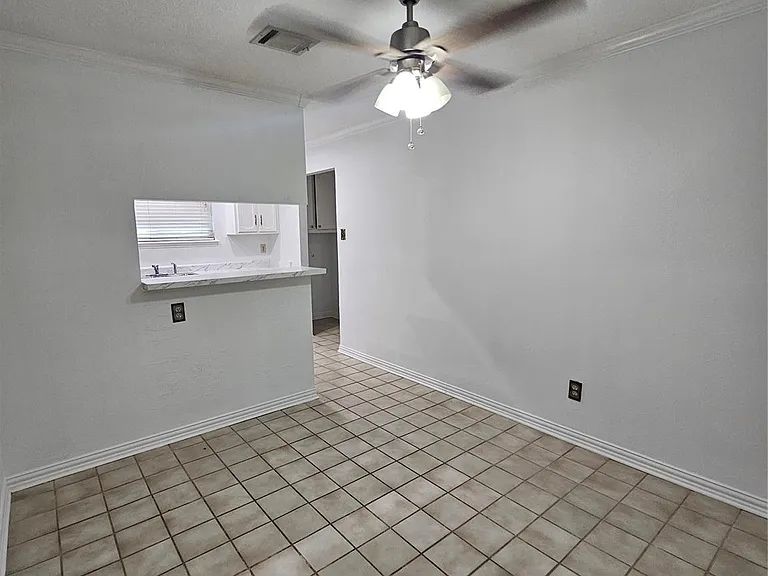2715 Ashington Dr — Photo 26