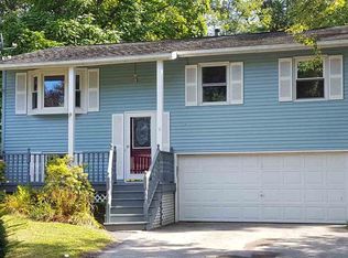 11 Red Coach Trl, Ballston Spa, NY 12020