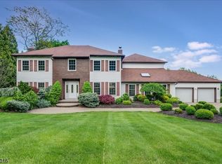 369 Goffle Hill Rd, Hawthorne, NJ 07506