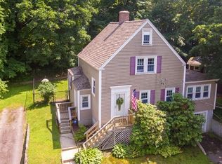 105 Appleton Cir, Fitchburg, MA 01420