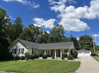 2450 Campion Rd, Floyds Knobs, IN 47119