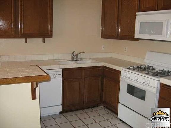 5th image of 20235 Keswick St Unit 10