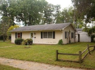 2049 Elizabeth St, Elkhart, IN 46516