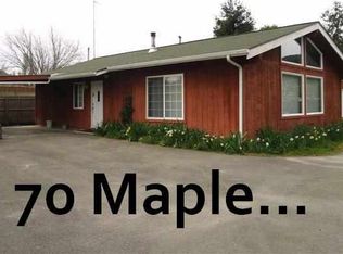 70 Maple Rd, Klamath, CA 95548