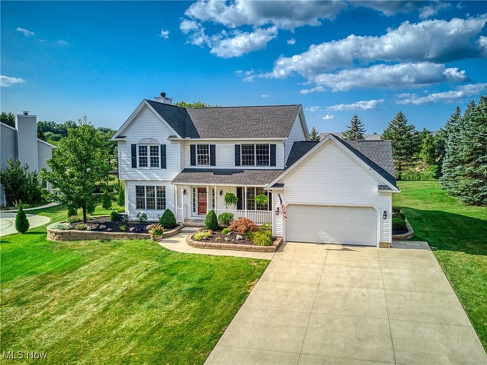 1st image of 297 Baronsway Dr