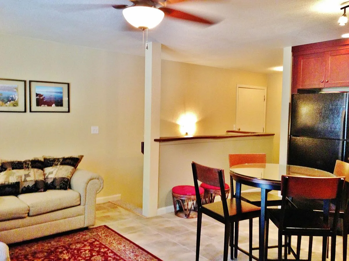 2 bed, 864 sqft, $2,200 — Photo 4