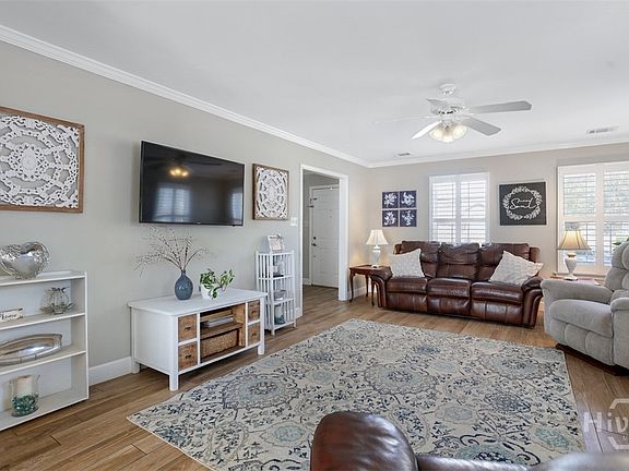 4th image of 1 Old Fort Way