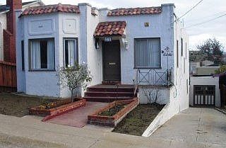 5th image of 562 Magnolia Ave