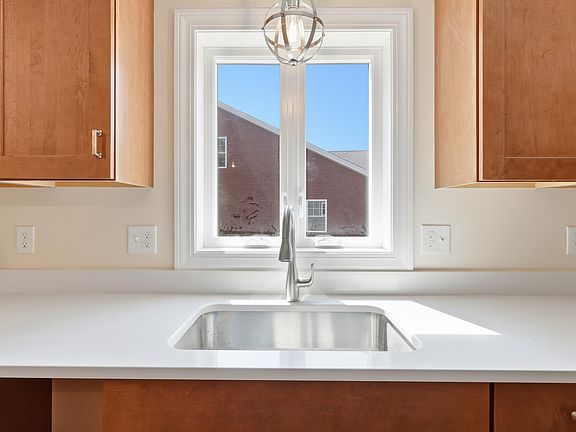 5th image of 3 Hardwood Lane