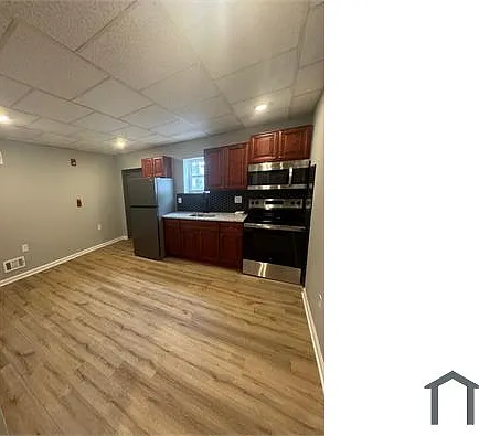 4670 James St #1