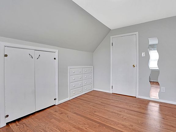5th image of 706 Chestnut St APT 3