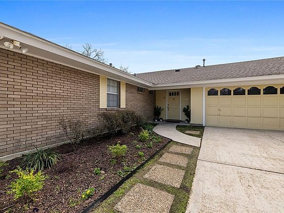 3rd image of 506 Joe Farris Dr
