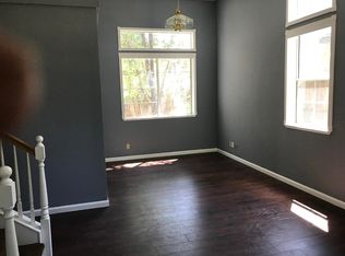 1087 Rathbone Cir, Folsom, CA 95630