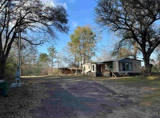 8343 Us Highway 79 N, De Berry, TX 75639
