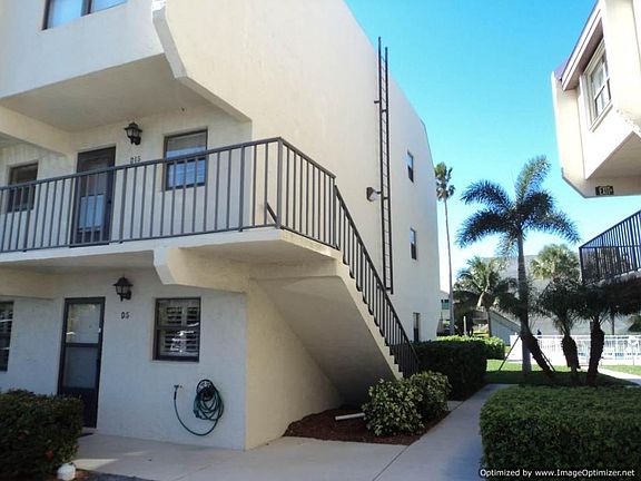 4th image of 1300 Seaway Dr #12