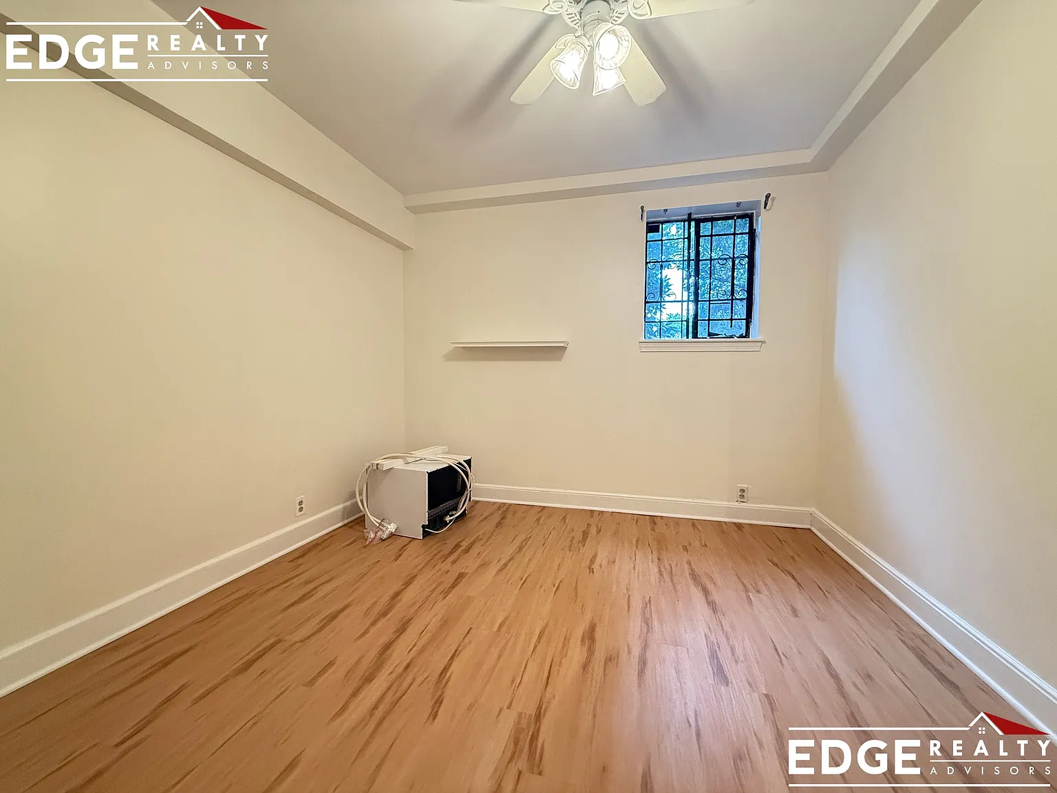 2 bed, 1.0 bath, $2,750 — Photo 4