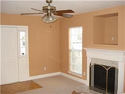 4th image of 3108 Langley Dr