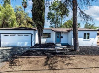 2042 Alexander Dr, Escondido, CA 92025