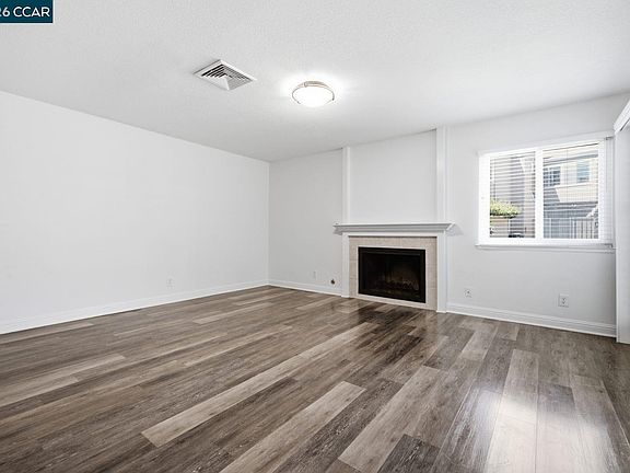 5th image of 3901 Clayton Rd APT 32