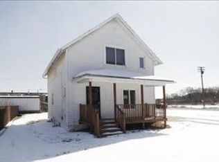 10 11th St N, Springfield, MI 49037