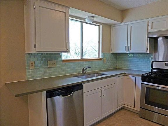 4th image of 7109 Tawny Cir