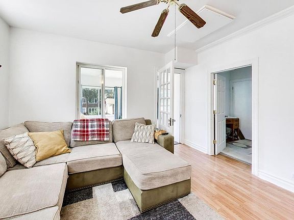 4th image of 3435 N Harding Ave Unit 2