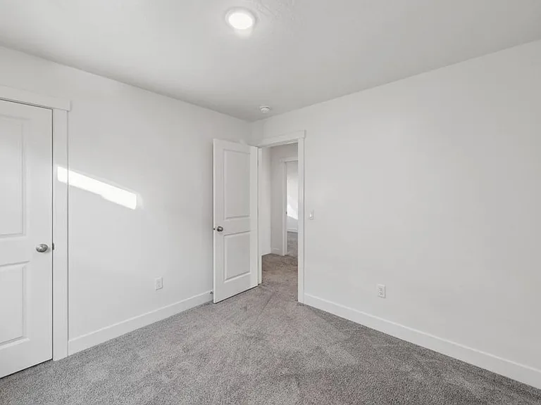 5848 S Challenger Way — Photo 48