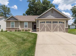351 Cherry Creek Ln, Farmington, MO 63640