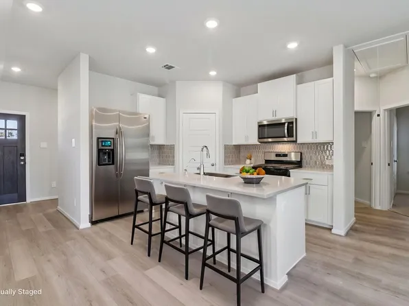 416 Sunrise Ranch Dr, Montgomery, TX 77316