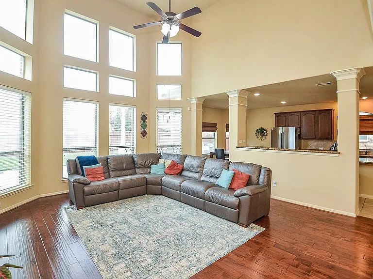 26711 Eagle Park Ln — Photo 10