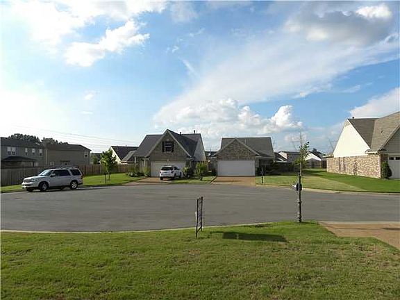 5th image of 10223 Cottage Oaks Cv