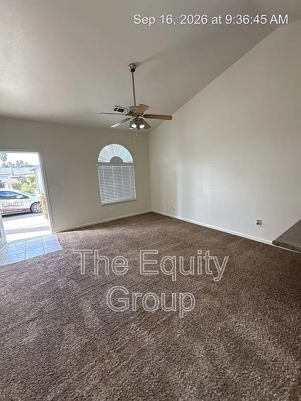 2 bed, 2.0 bath, 900 sqft, $1,575 — Photo 3