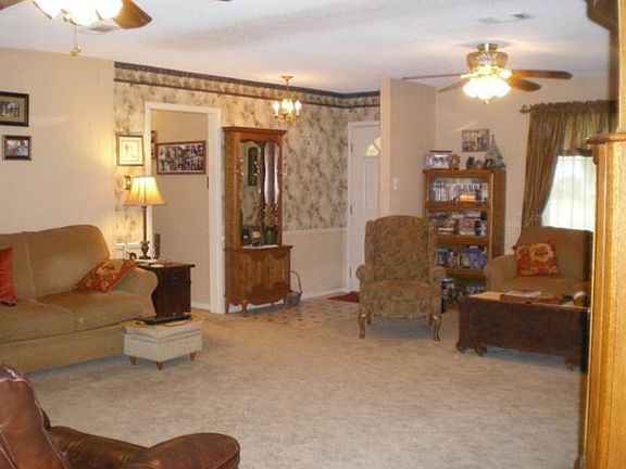 4th image of 3401 Wayland Dr