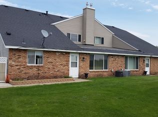 8270 144th St W, Apple Valley, MN 55124