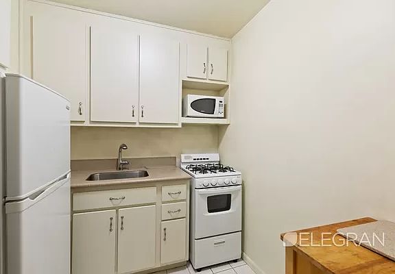 4th image of 153 E 57th St APT 6J