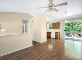 80 Pawnee Rd, Lake Ozark, MO 65049